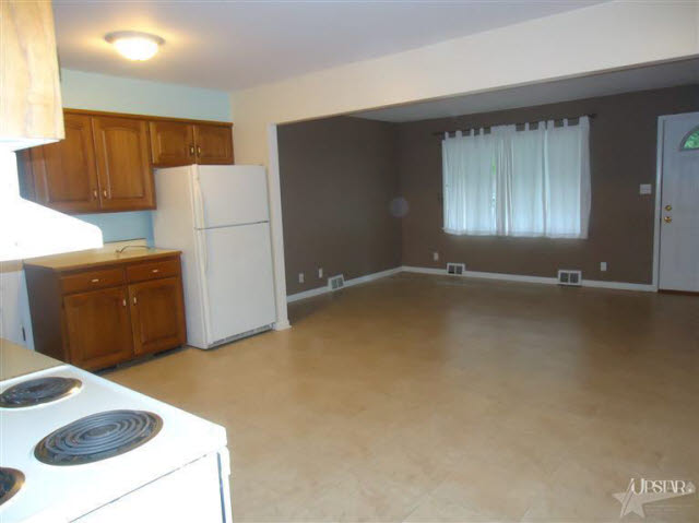 1326 Curdes Ave, Fort Wayne, IN 46805 photo 6