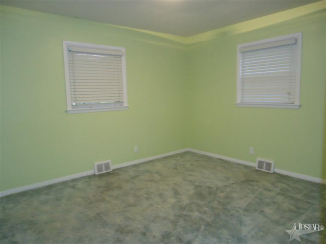 1326 Curdes Ave, Fort Wayne, IN 46805 photo 9