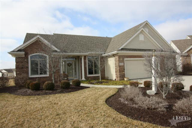 12319 Autumn Breeze Dr, Fort Wayne, IN 46845 photo 1