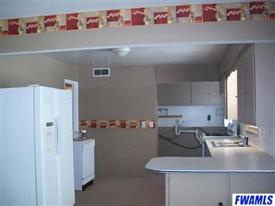 9536 Lima Rd, Fort Wayne, IN 46818 photo 3