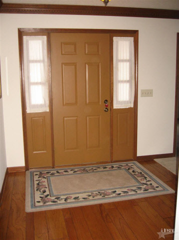 5626 Albany Ct, Fort Wayne, IN 46835 photo 2