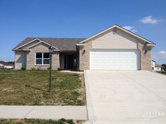 3396 E Sherman St, Columbia City, IN 46725 photo 1