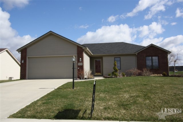7606 Maeve Dr, Fort Wayne, IN 46835 photo 1