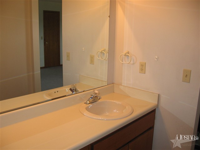 6420 Post Brook Ln, Fort Wayne, IN 46835 photo 8