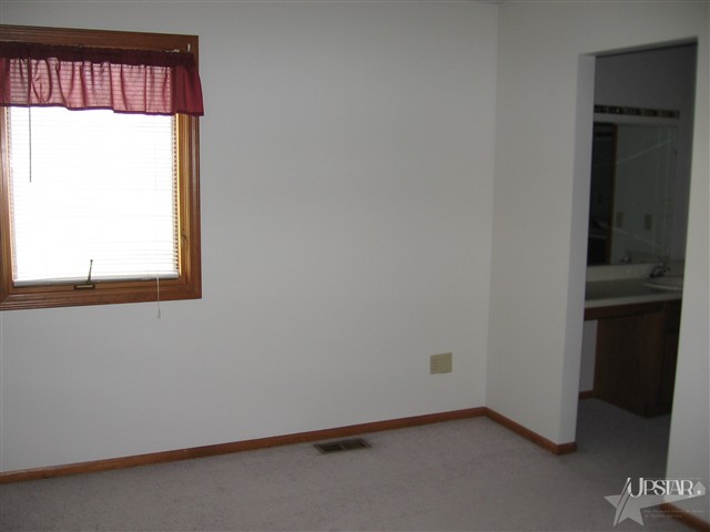 6420 Post Brook Ln, Fort Wayne, IN 46835 photo 6