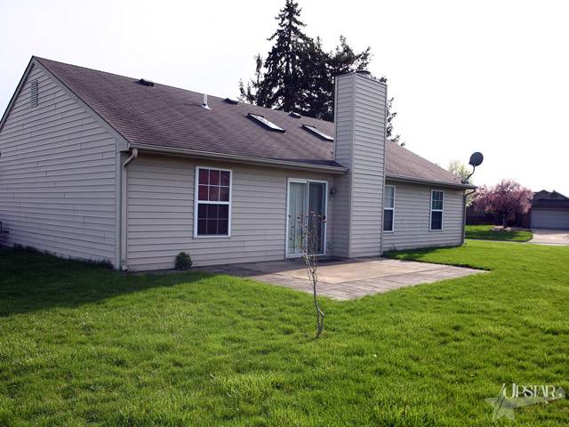 8303 Chapel Bend Dr, Fort Wayne, IN 46835 photo 3