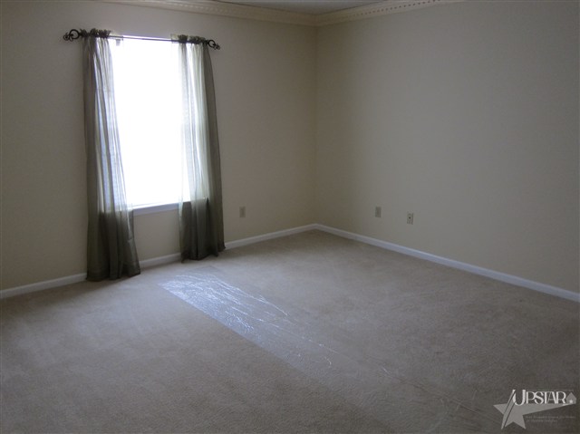 8303 Chapel Bend Dr, Fort Wayne, IN 46835 photo 9