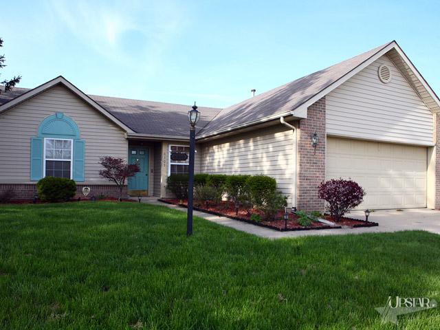 8303 Chapel Bend Dr, Fort Wayne, IN 46835 photo 2