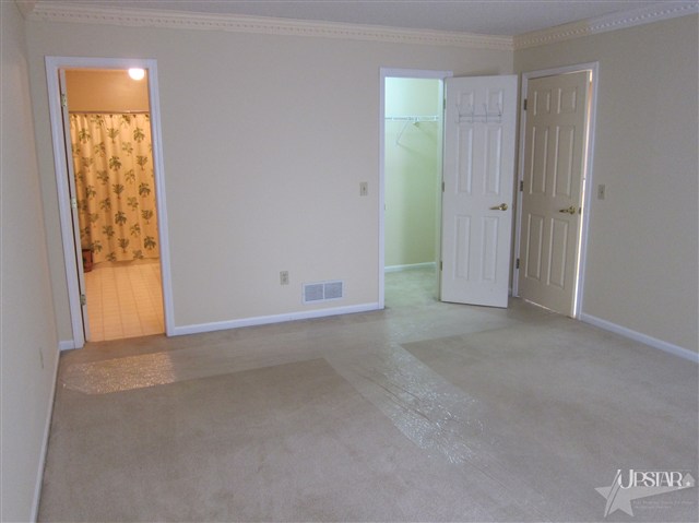 8303 Chapel Bend Dr, Fort Wayne, IN 46835 photo 10