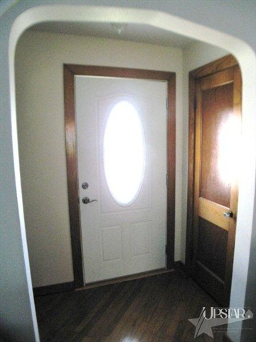 218 E Arnold, Bluffton, IN 46714 photo 5