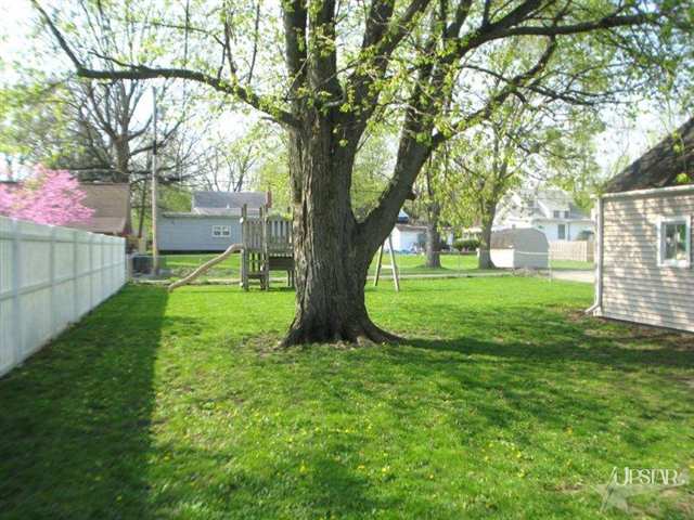 218 E Arnold, Bluffton, IN 46714 photo 24