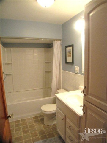 218 E Arnold, Bluffton, IN 46714 photo 16