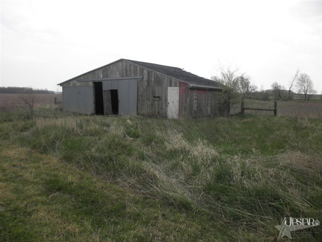3239 S 200 W, Liberty Center, IN 46766 photo 11