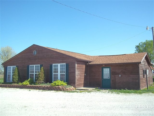 8975 W 600 S, Andrews, IN 46702 photo 1