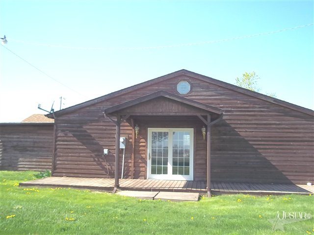 8975 W 600 S, Andrews, IN 46702 photo 2