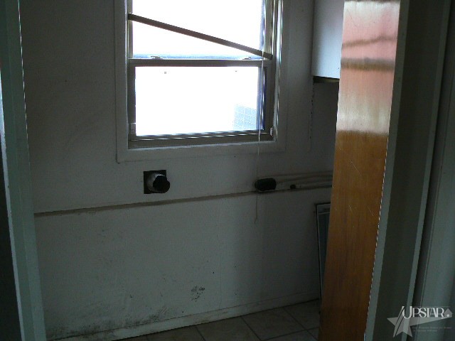 4920 Devonshire Dr, Fort Wayne, IN 46806 photo 9