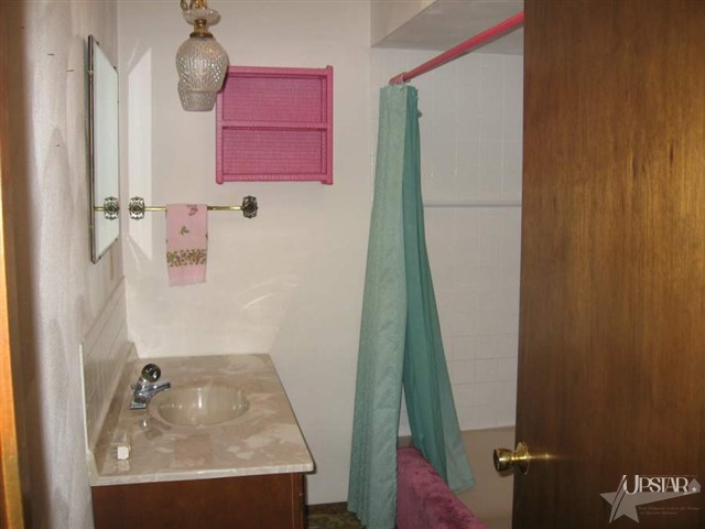 566 W Schoolhouse Rd, Kendallville, IN 46755 photo 18