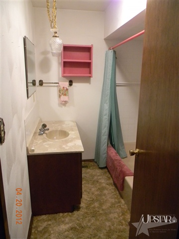 566 W Schoolhouse Rd, Kendallville, IN 46755 photo 7