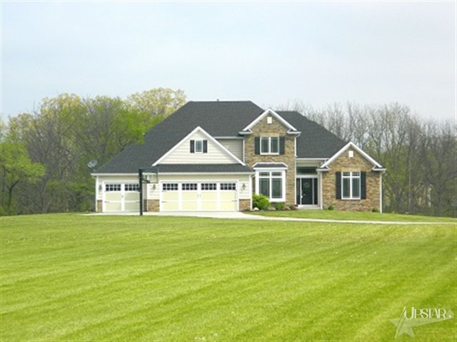 6036 Mccomb Rd, Huntertown, IN 46748 photo 1