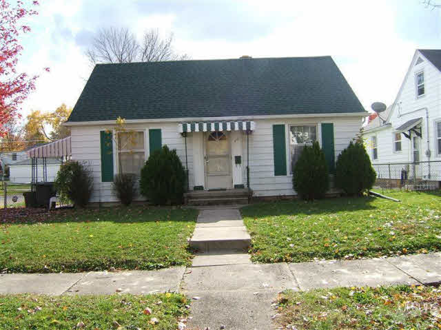 437 Pasadena Dr, Fort Wayne, IN 46807 photo 1