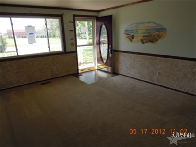 512 South, Garrett, IN 46738 photo 2