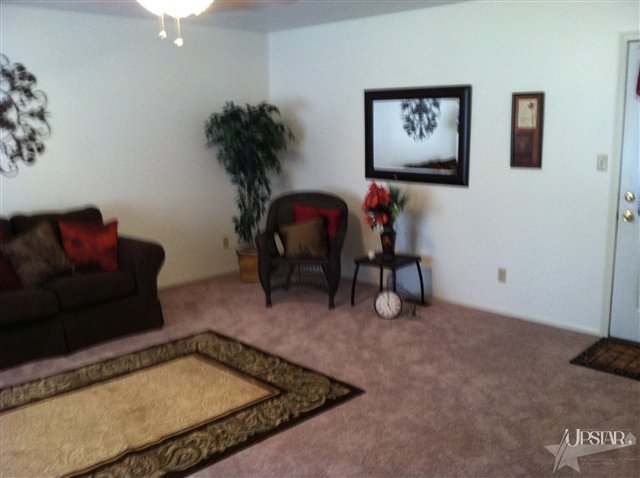 3940 Plymouth Rd, Fort Wayne, IN 46815 photo 12
