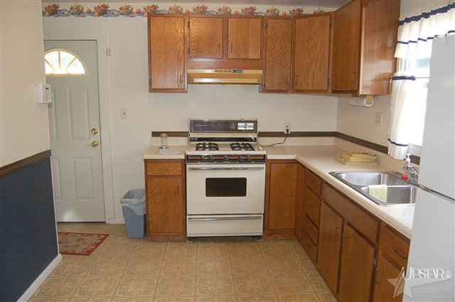 5922 Oakmont Rd, Fort Wayne, IN 46816 photo 4