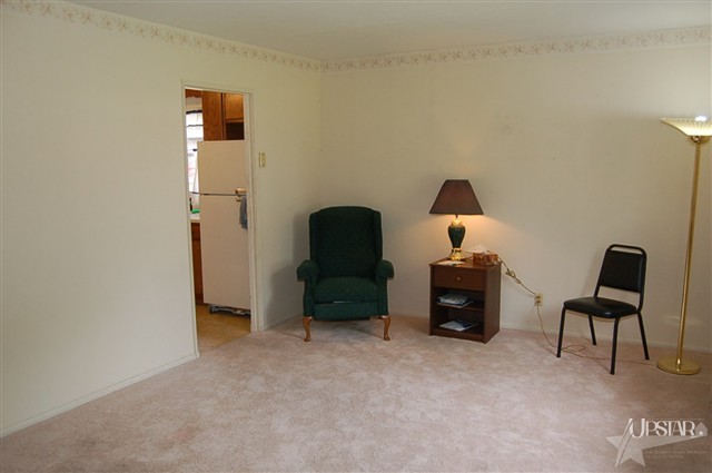 5922 Oakmont Rd, Fort Wayne, IN 46816 photo 2