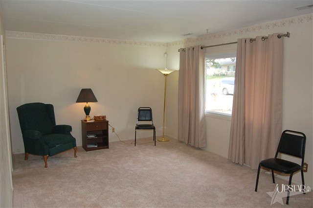 5922 Oakmont Rd, Fort Wayne, IN 46816 photo 3