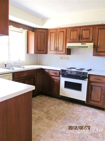 16112 Lima Rd, Huntertown, IN 46748 photo 4