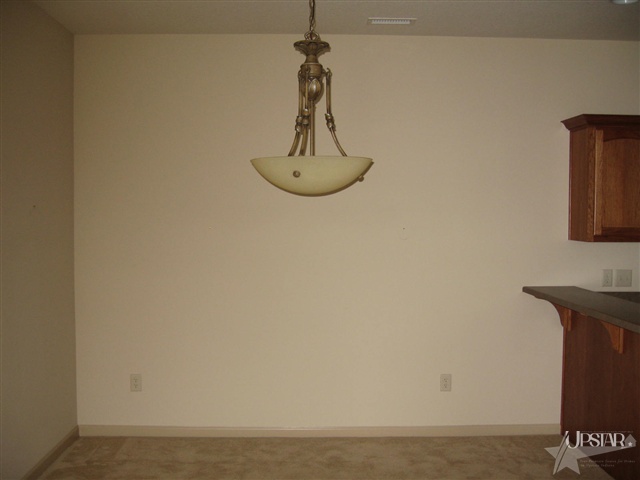 4114 Forest Creek Pkwy, Fort Wayne, IN 46815 photo 3