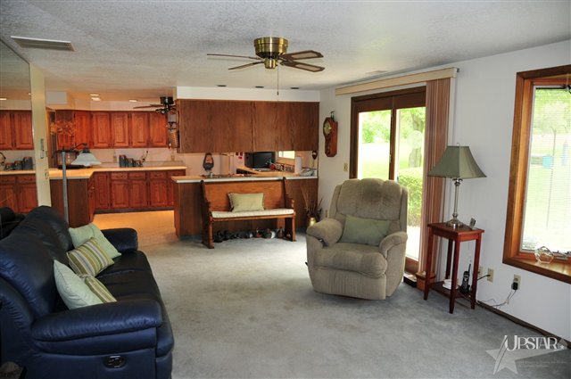 13130 Redding Dr, Fort Wayne, IN 46814 photo 5