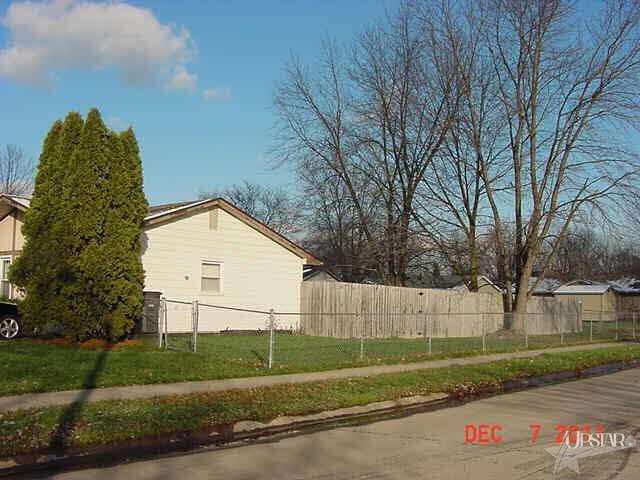 6612 Montecito Ct, Fort Wayne, IN 46835 photo 2