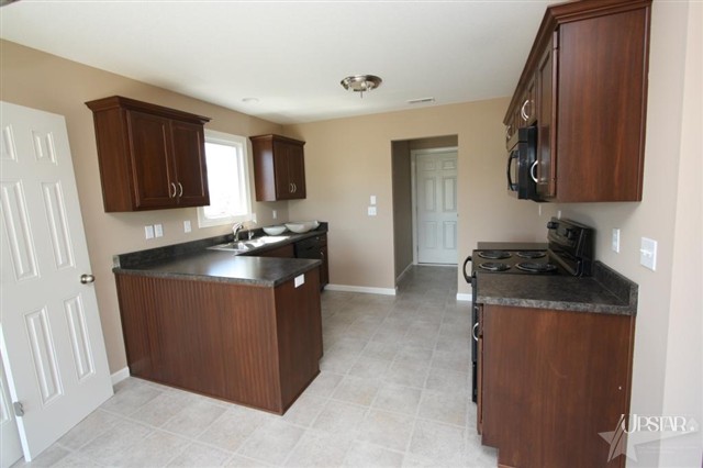 1403 Monte Carlo Dr, Huntertown, IN 46748 photo 6