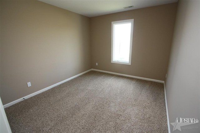1403 Monte Carlo Dr, Huntertown, IN 46748 photo 9