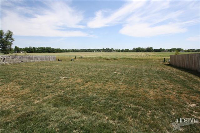 1403 Monte Carlo Dr, Huntertown, IN 46748 photo 3