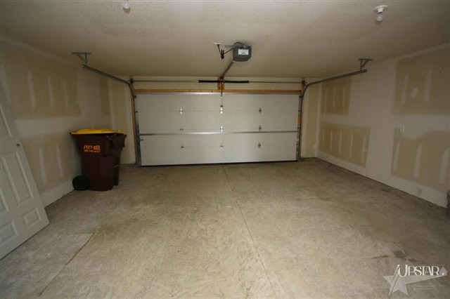 1403 Monte Carlo Dr, Huntertown, IN 46748 photo 14