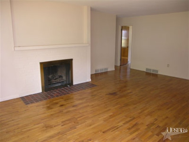 1204 Windsor Rd, Fort Wayne, IN 46825 photo 4