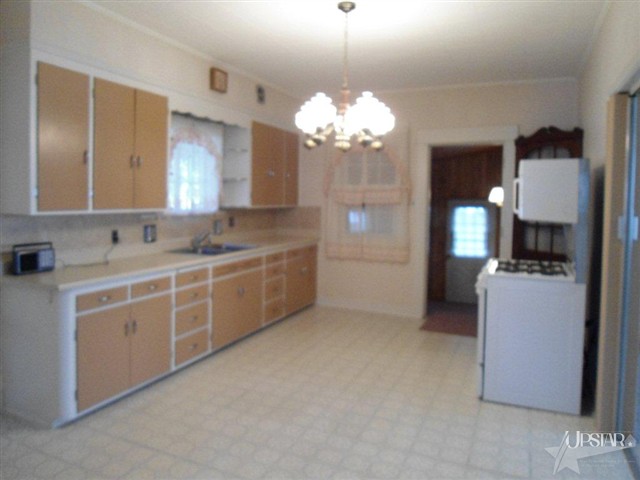 930 Third St, Fort Wayne, IN 46808 photo 4