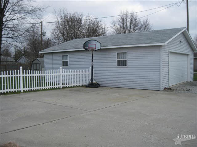 102 Maxine Dr, Ossian, IN 46777 photo 23