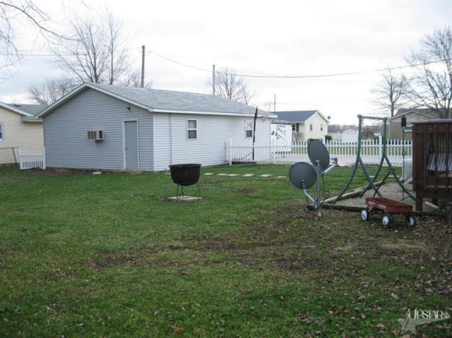 102 Maxine Dr, Ossian, IN 46777 photo 25