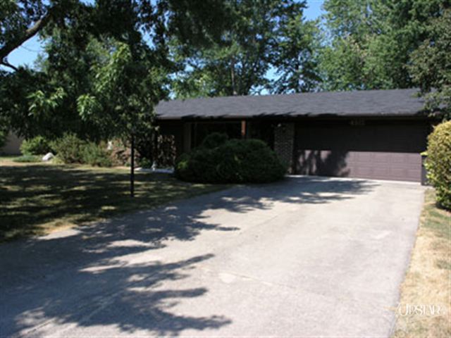 4915 Golfview Dr, Fort Wayne, IN 46818 photo 1