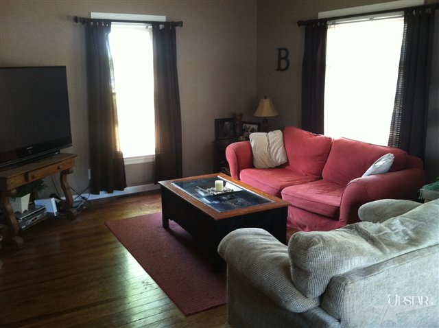 311 N Wayne St, Columbia City, IN 46725 photo 2