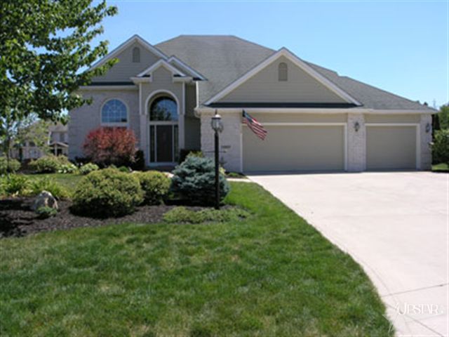 421 Cavalcade Ct, Fort Wayne, IN 46845 photo 1
