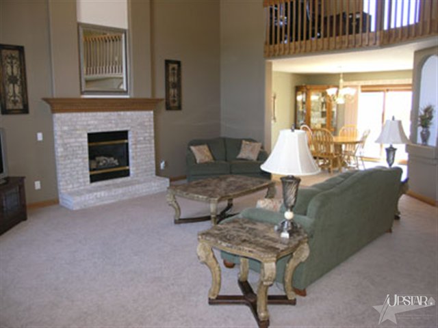 421 Cavalcade Ct, Fort Wayne, IN 46845 photo 4