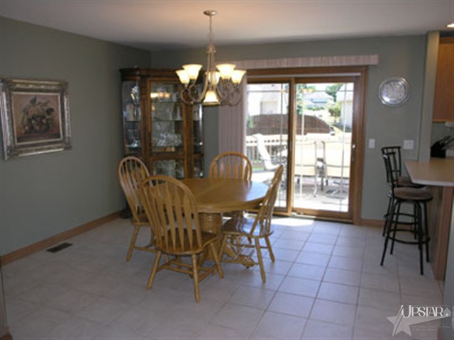 421 Cavalcade Ct, Fort Wayne, IN 46845 photo 9