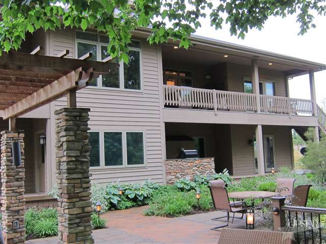 9884 W Maple Grove Rd, Andrews, IN 46702 photo 2