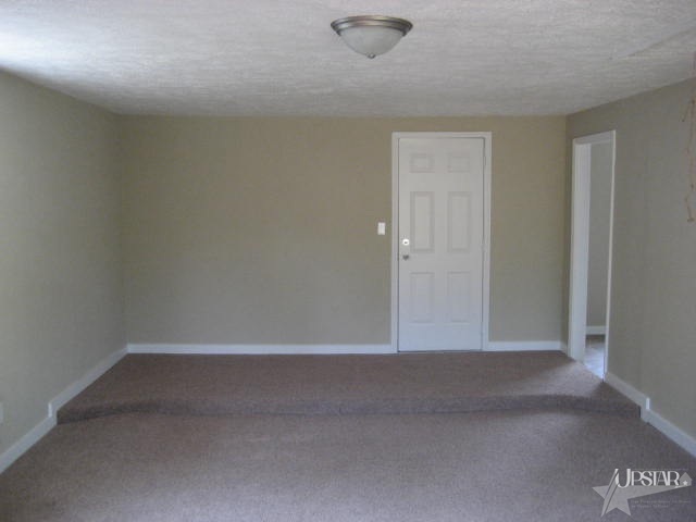 7139 Kristine Dr, Fort Wayne, IN 46835 photo 12