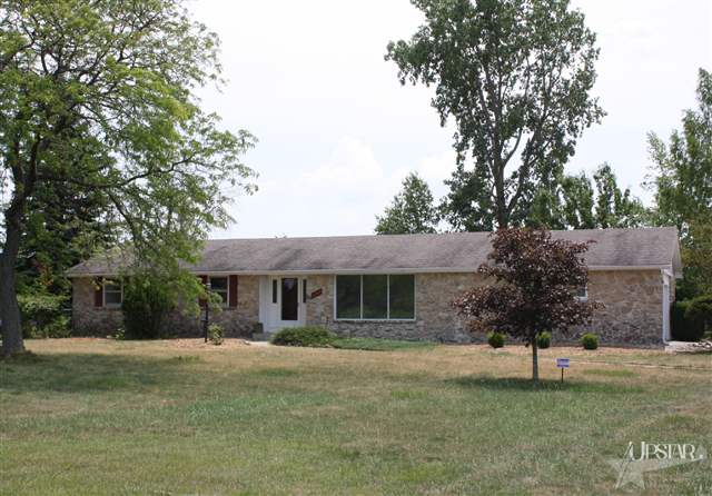 9202 Eby Rd, Fort Wayne, IN 46835 photo 1