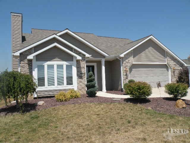 2812 Troutwood Dr, Fort Wayne, IN 46818 photo 1